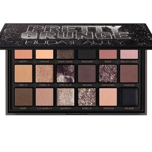 LIMITED EDITION: HUDA BEAUTY Pretty
Grunge Eyeshadow Palette- NIB